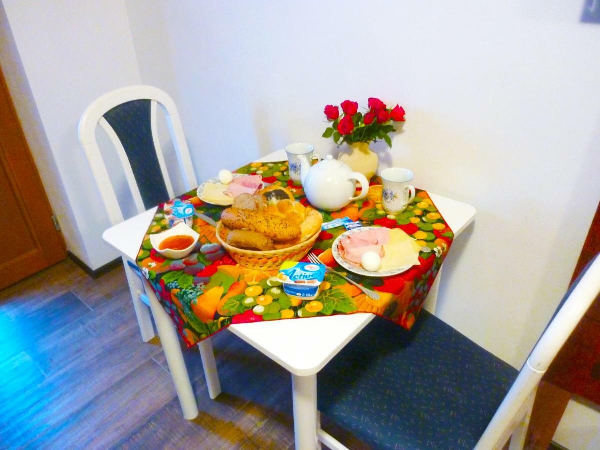 Apartman Aradise トゥルノフ エクステリア 写真