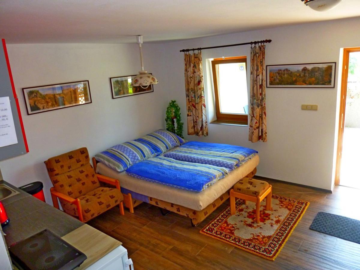 Apartman Aradise トゥルノフ エクステリア 写真